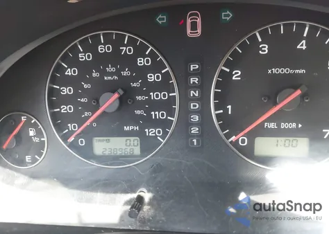 2003 Subaru Legacy Outback from USA, damaged, VIN 4S3BH675737625108